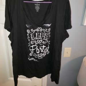 Torrid size 4 tshirt